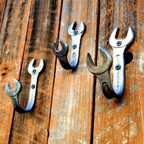 Upcycling tools as wall hooks