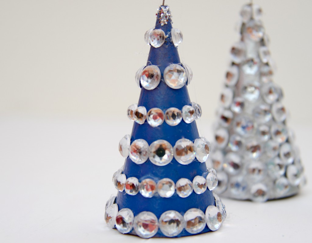 2015_MyFixitUpLife_DIY con_Christmas Ornaments_Liz Latham