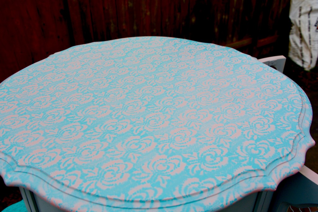 Since it's a table, I used a clear coat to seal the lace pattern on top. 