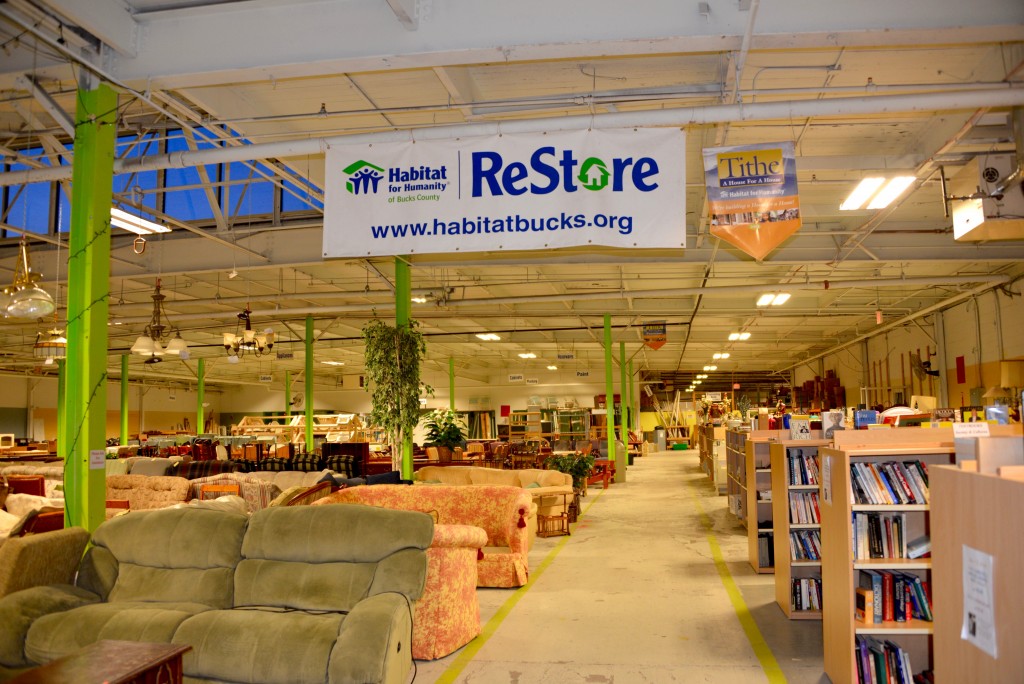 2016_Habitat for Humanity ReStore_Bucks County_Chalfont_DIY Workshop_Store floor