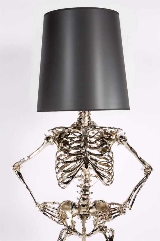 Skeleton lamp geek chic