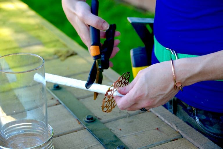 How to make a tiki torch? Grab a pair of old skis and read this.