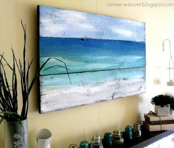 6 Easy seaside DIY art with pallets and a few colors.