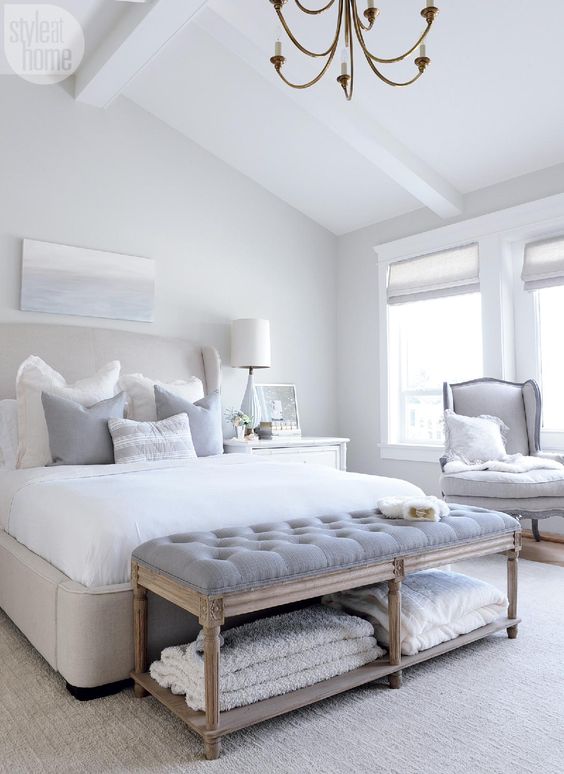 2016_0803_Personality in White_Bedroom_Chandelier