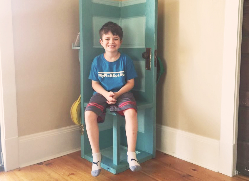  Let's repurpose an old door into a cool, custom kid's corner bench!