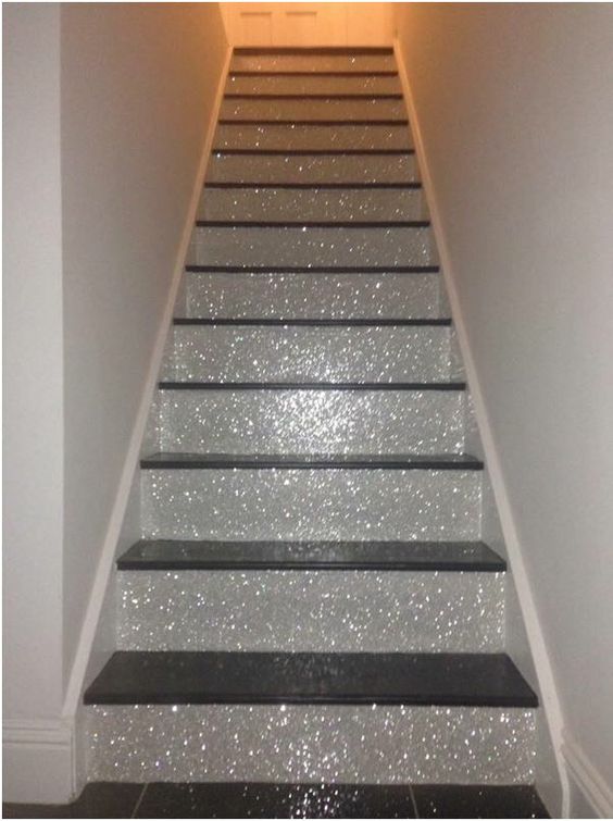 myfixituplife Glitter stairs!! I would not do this, but I love the person who did. #hossdesign
