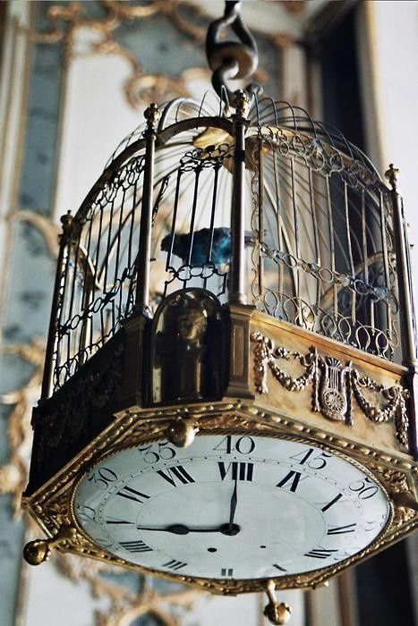 birdcage clock