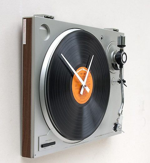 record turntable clock