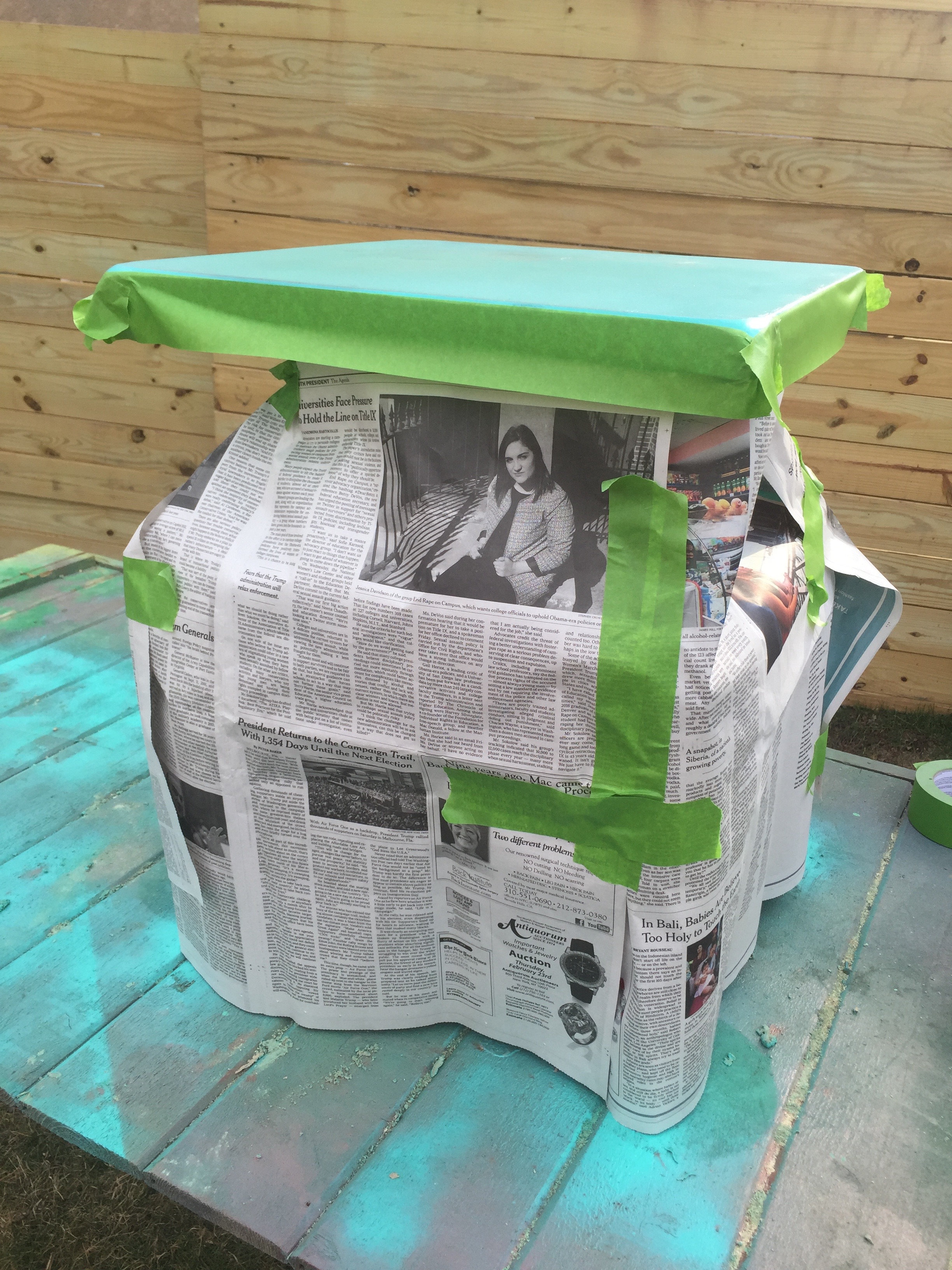 9bStool Krylon wrapped newspaper paint top MyFixitUpLife
