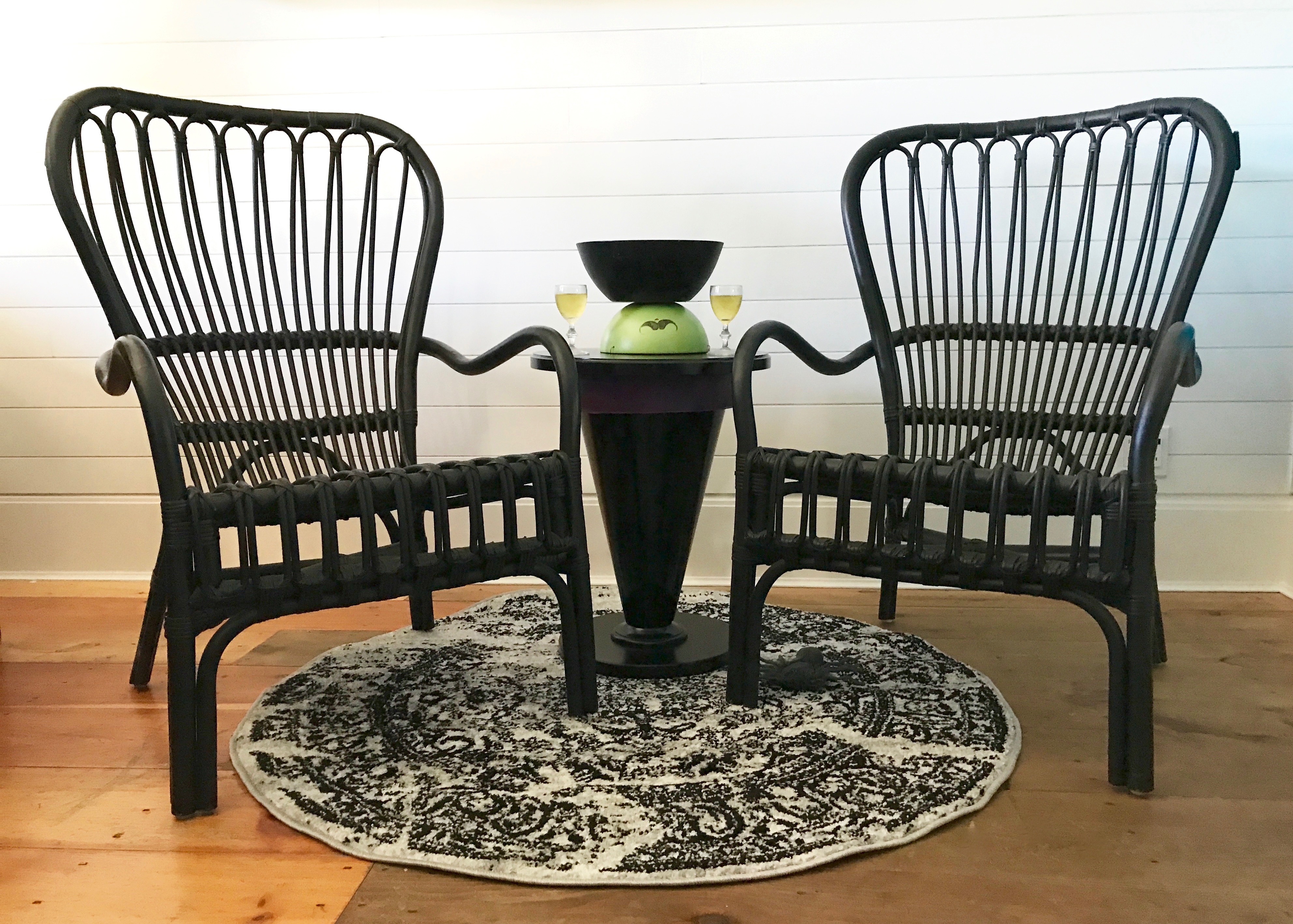 After Clement_MyFixitUpLife_Krylon_Halloween chairs witch table