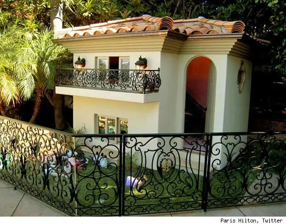 Dog Palace - MyFixitUpLife