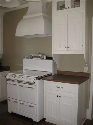 Your DIY! Vent Hood John