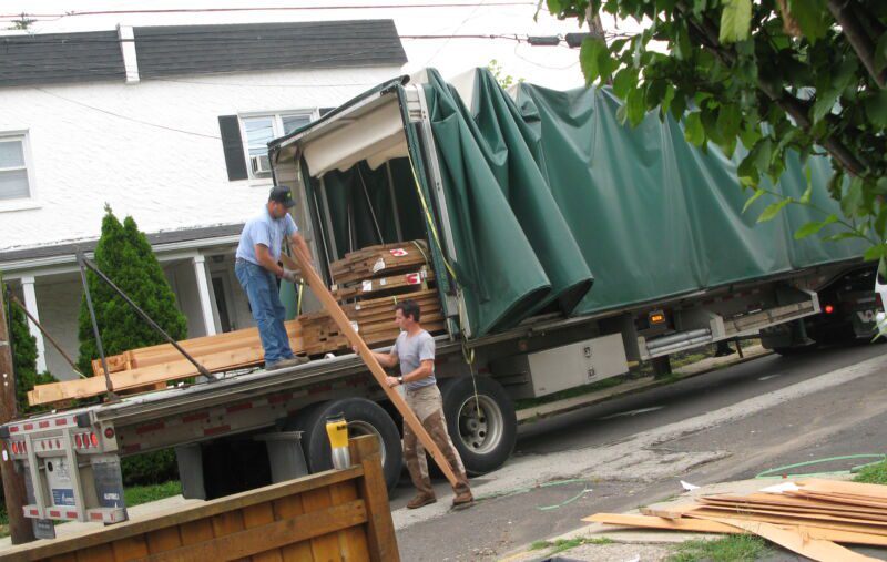 Western Red Cedar lumber delivery