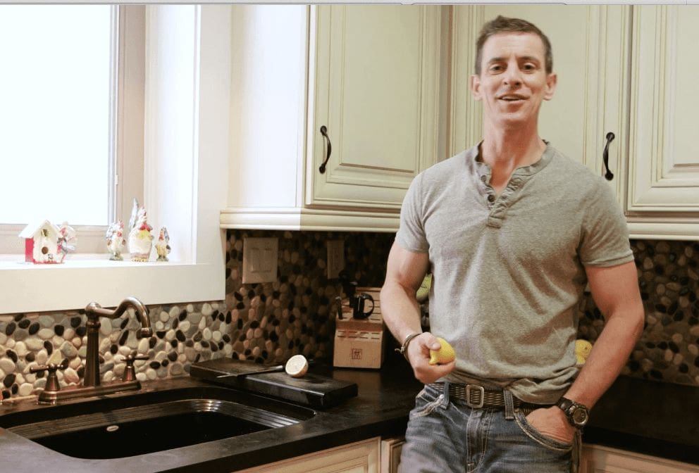 Clogged garbage disposal Video How to unclog a clogged garbage disposal MyFixitUpLife MyFixitUpLife Clogged garbage dispsal MyFixitUpLife