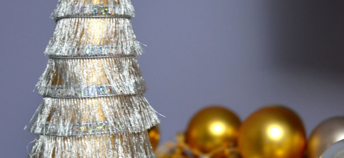 Fringe Christmas Trees - MyFixitUpLife