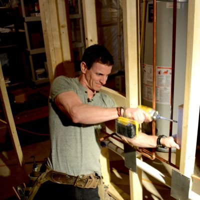 2016_MyFixitUpLife_Bathroom Wall Framing_Blocking_Impact Driver_9810