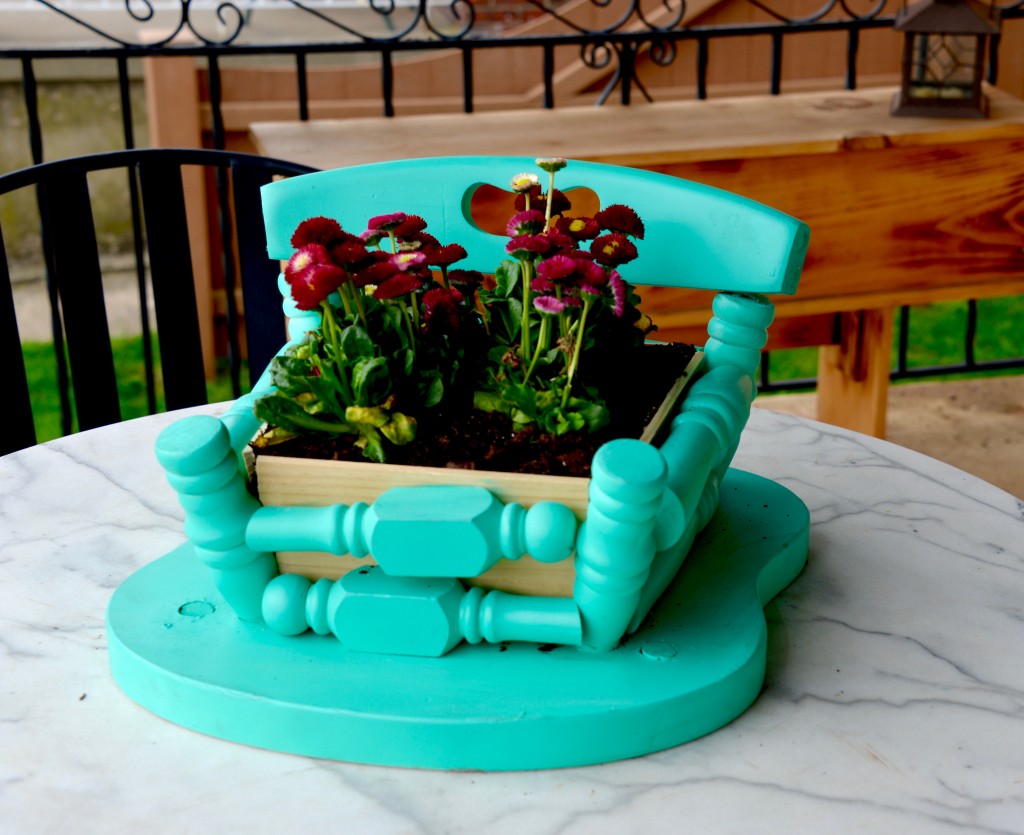 How to make a planter from an old wood chair