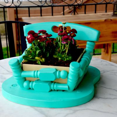44_2016_MyFixitUpLife_Habitat_ReStore_Chair_Planter_after