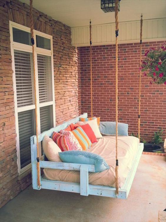 2016_MyFixitUpLife_HossColor_Pallet upcycle_porch pallet swing
