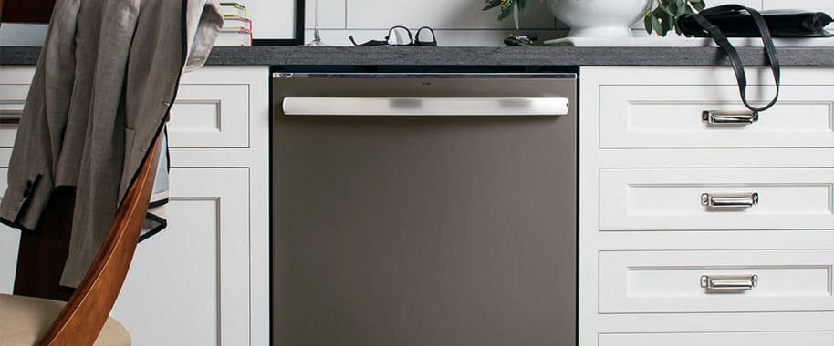 This Year S Trend In Kitchen Colors Is Black The New Black