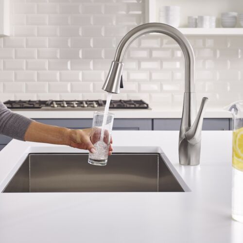 GE Clarify - Filtered Water - Lifestyle