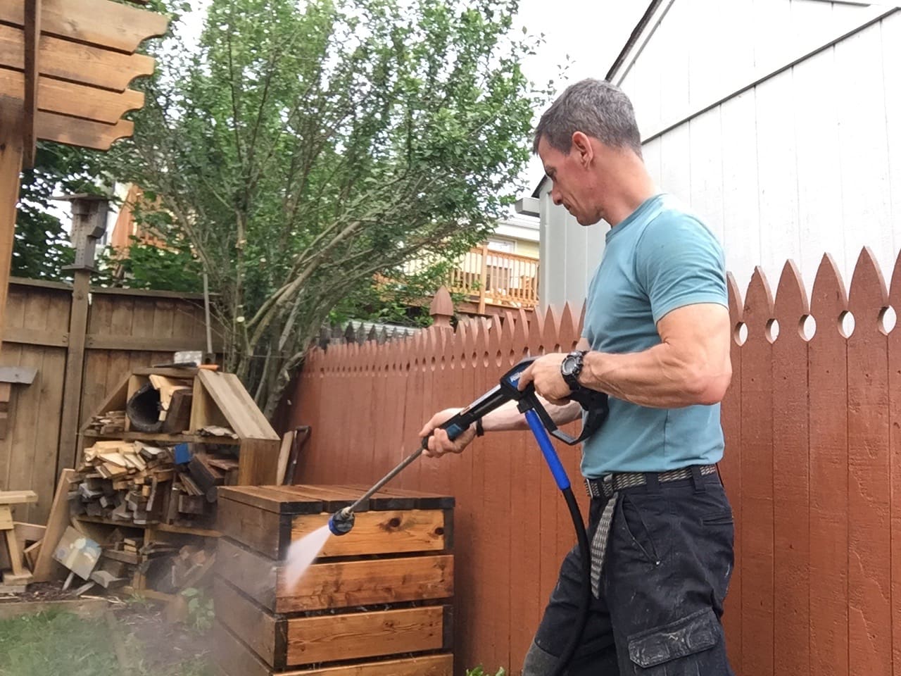 How to clean a wood pergola before applying new stain