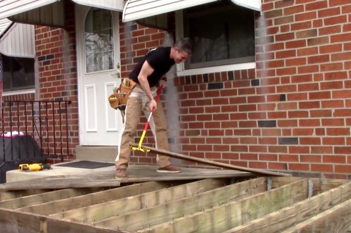 How to Resurface an Old Deck with New Decking
