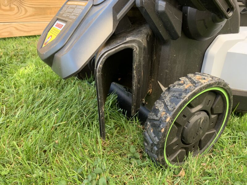 Side discharge myfixituplife lawn mower