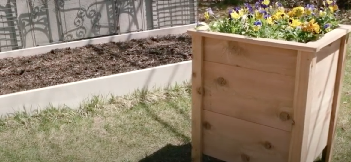 Cedar-planter-DIY-project-myfixituplife