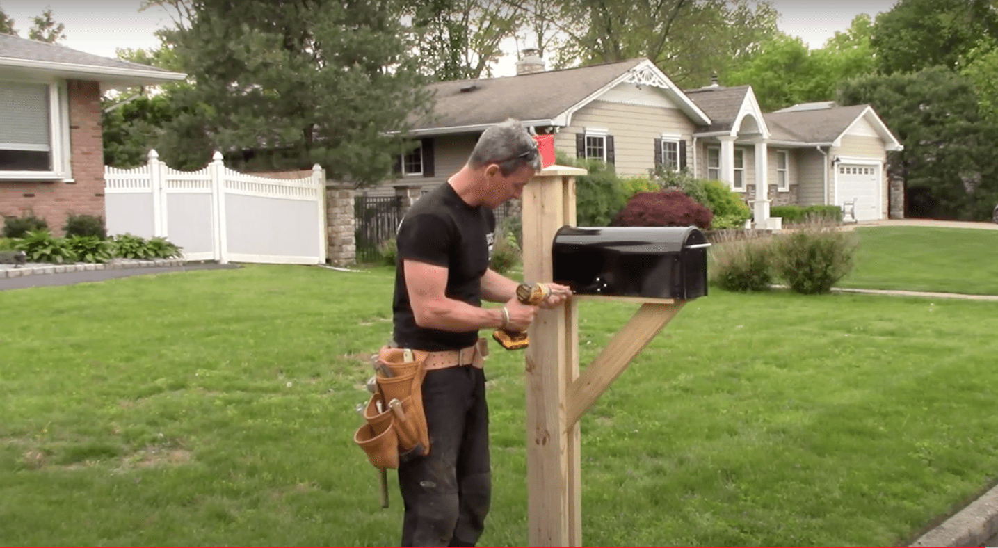 How to build a wood mailbox at home