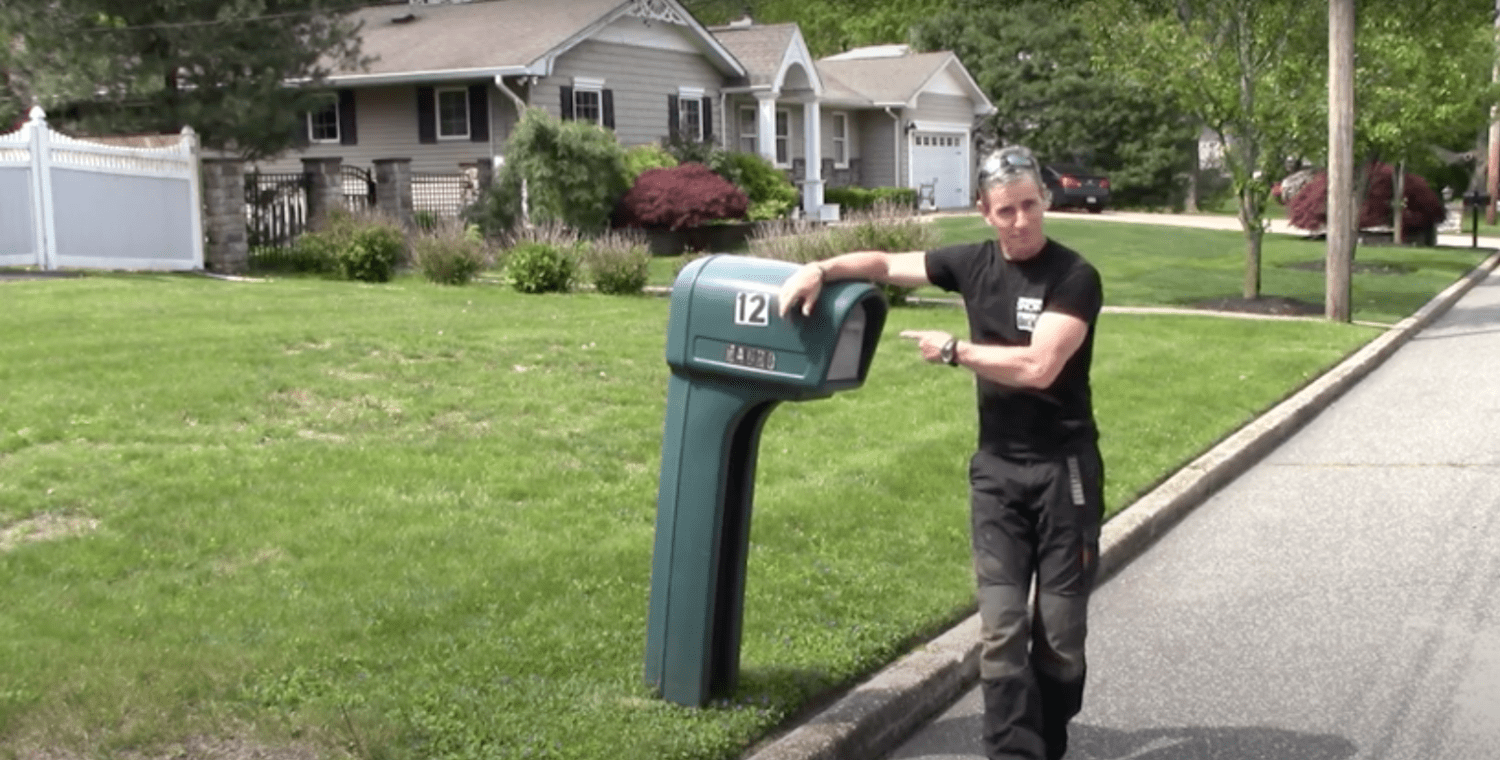 How to build a wood mailbox at home