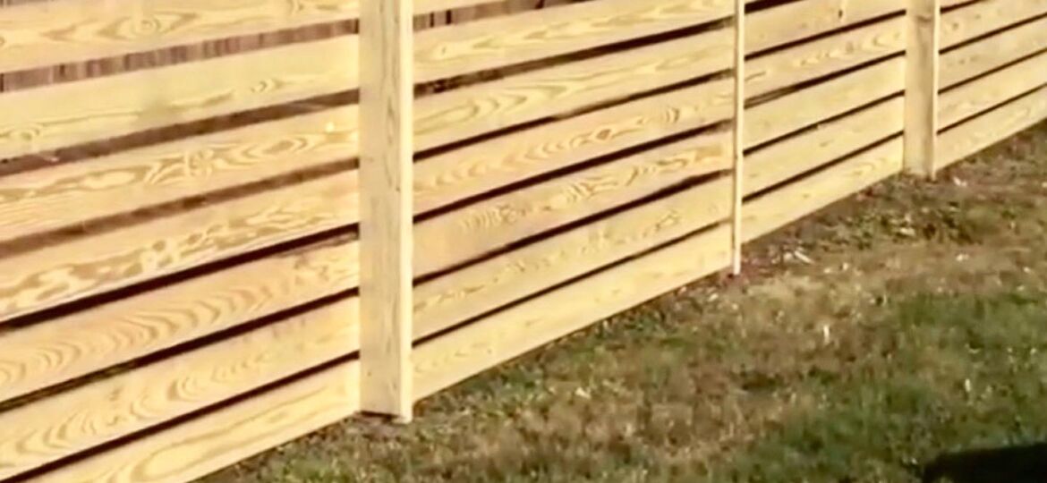 fence panels replace - MyFixitUpLife