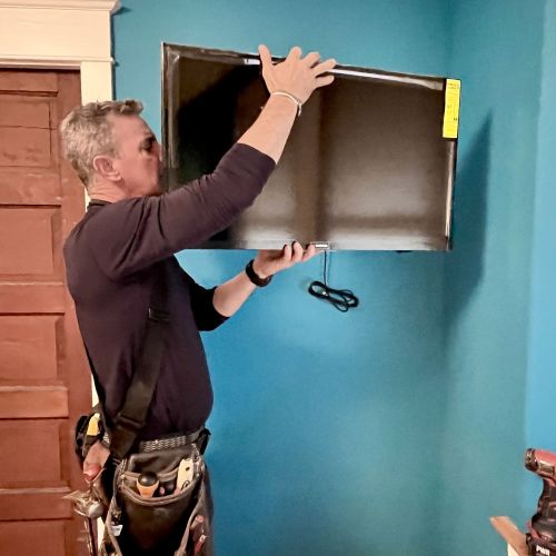 how to hang a TV - MyFixitUpLife