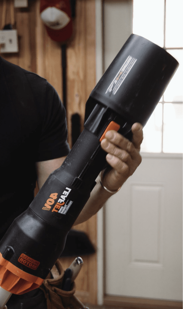 One Minute Tool Review_Worx LeafJet Cordless Blower attachment