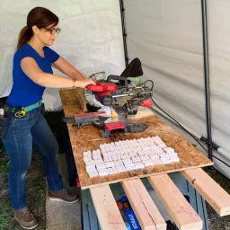 ‣ MyFixitUpLife Theresa - Woodworking projects - Miter Saw - Skil - MyFixitUplife