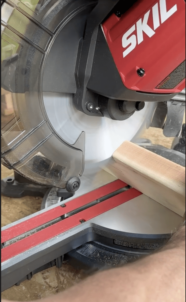 Skil miter saw ‣ MyFixitUpLife skil 10" miter saw - best sliding compound miter saw for DIYers - MyFixitUpLife tool review