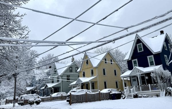 How to Keep Your Family Safe During a Snowstorm